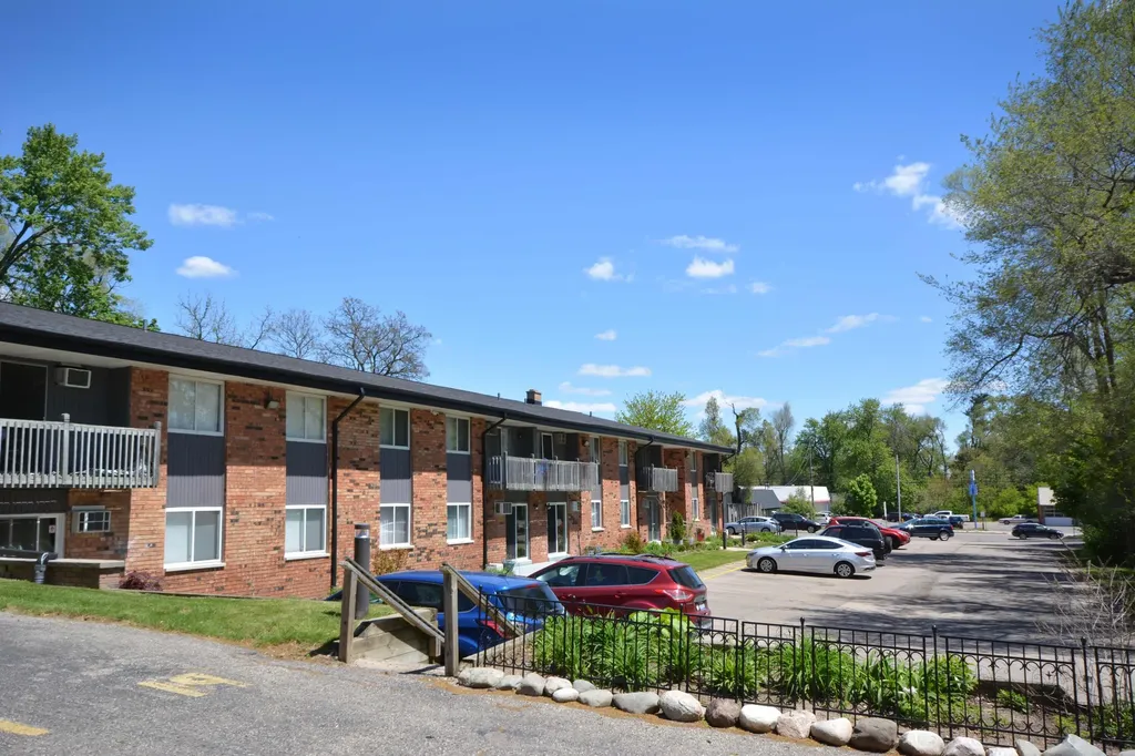 616 Lynn Avenue Kalamazoo City MI 49008