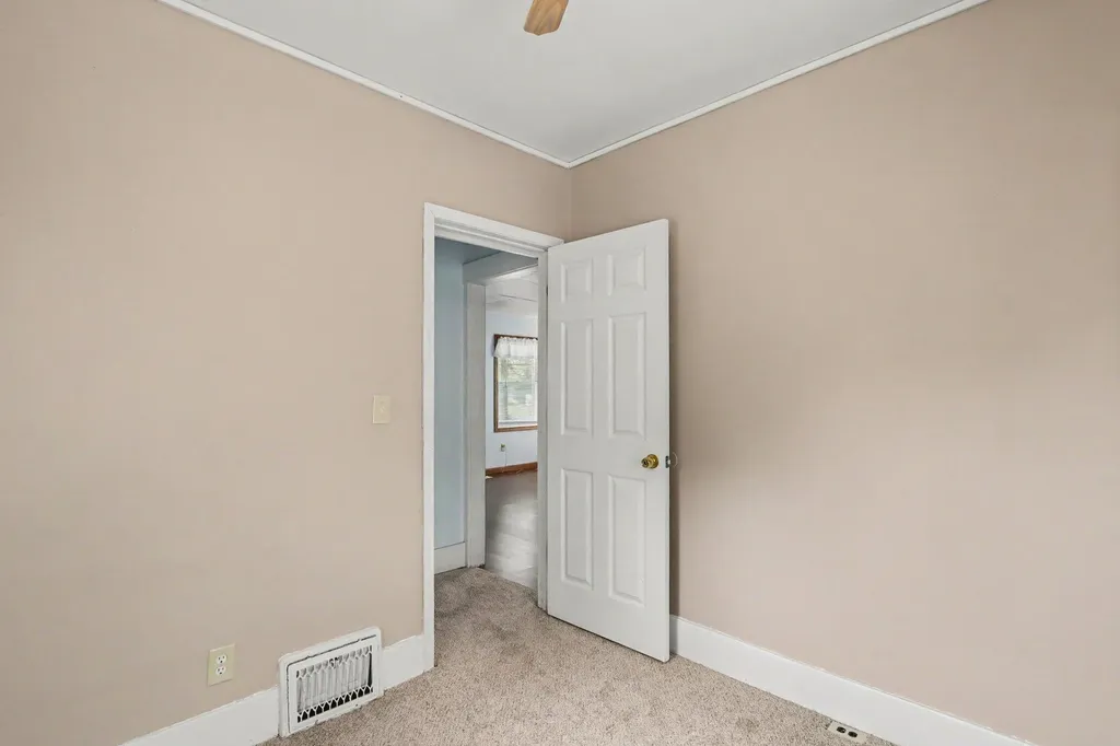 549 Avenue A Springfield City MI 49037