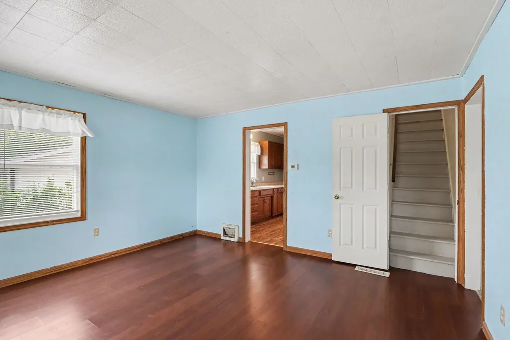 549 Avenue A Springfield City MI 49037