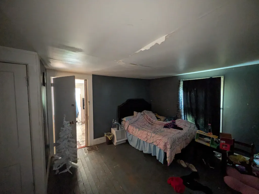 218 W Porter Street Albion City MI 49224