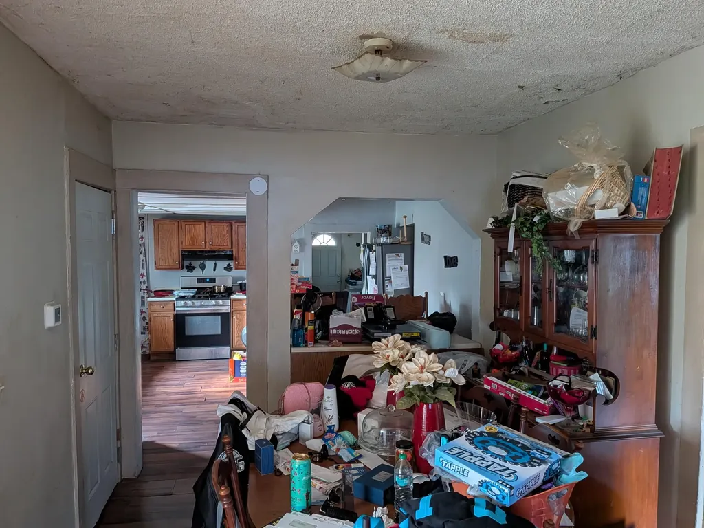 218 W Porter Street Albion City MI 49224
