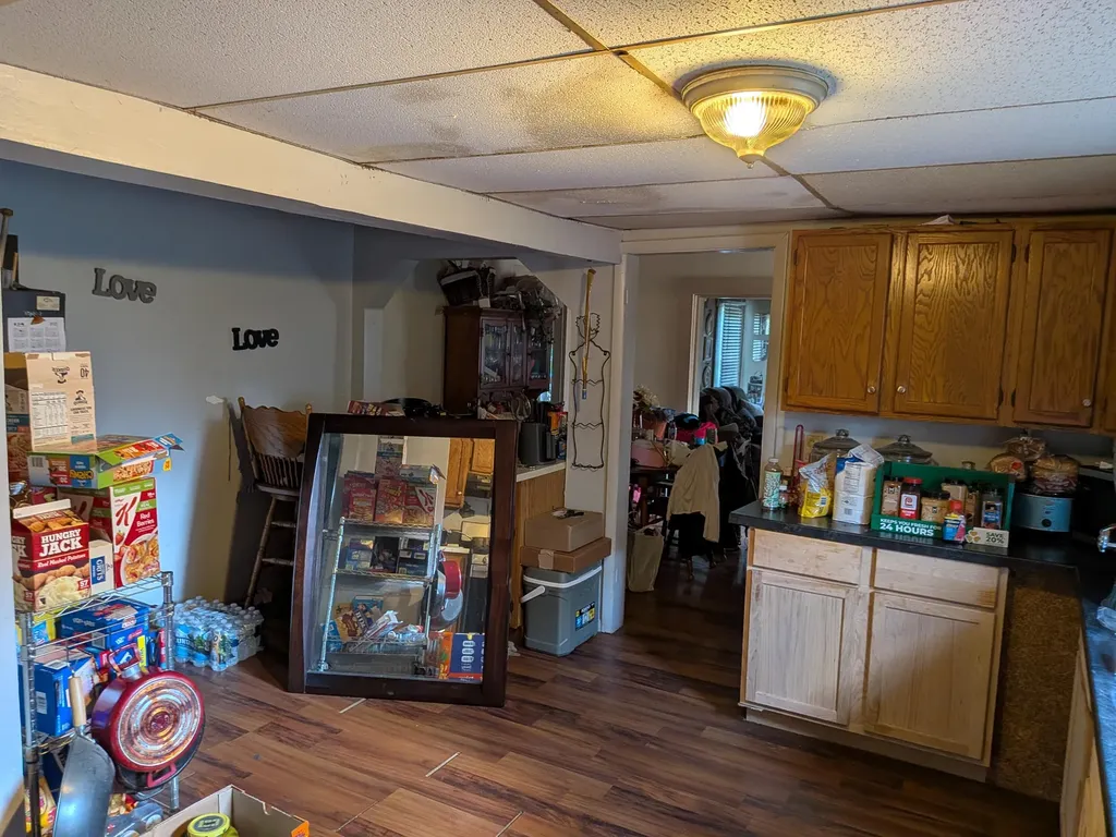 218 W Porter Street Albion City MI 49224