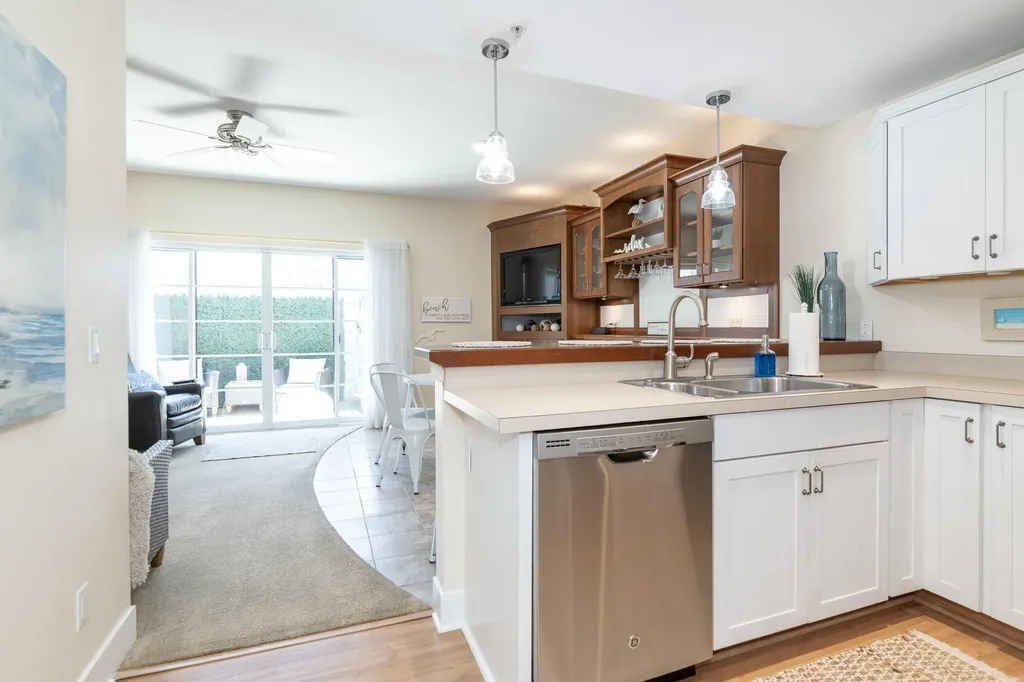 516 Williams Street South Haven City MI 49090