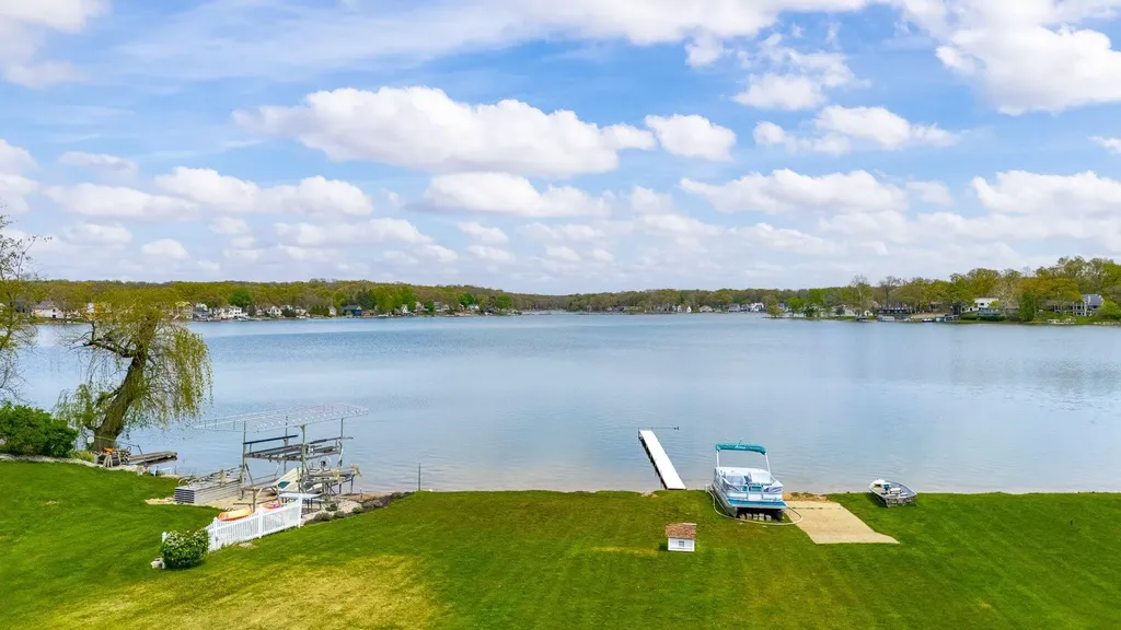 434 Crooked Lake Drive W Texas Charter Township MI 49009