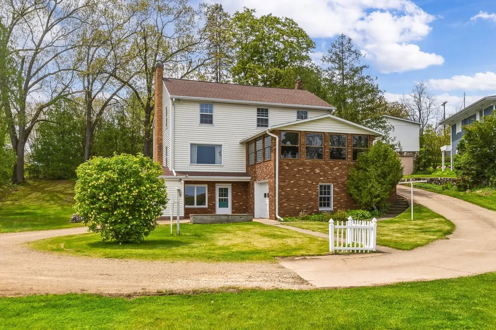434 Crooked Lake Drive W Texas Charter Township MI 49009