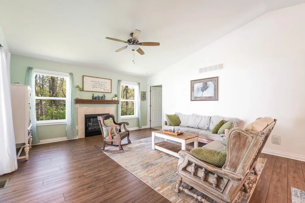 7190 Glendora Lane Oshtemo Charter Township MI 49009
