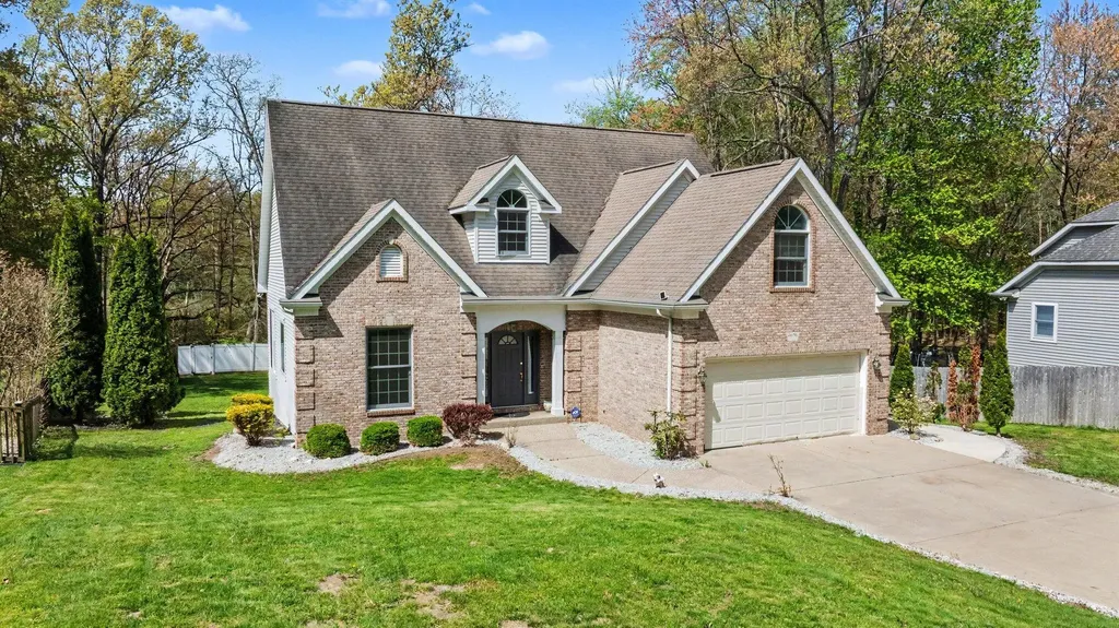 4696 Forest Creek Drive Oshtemo Charter Township MI 49009
