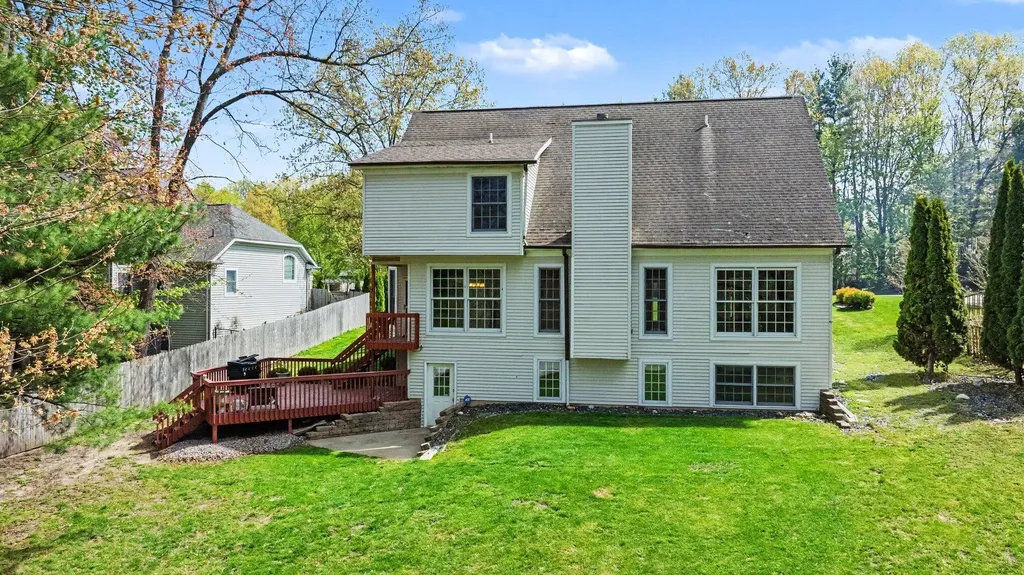 4696 Forest Creek Drive Oshtemo Charter Township MI 49009
