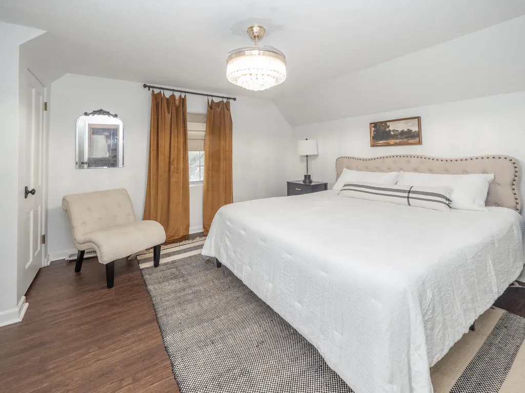 3811 Old Colony Road Kalamazoo City MI 49008