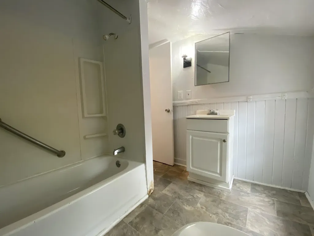 515 Locust Street Kalamazoo City MI 49007