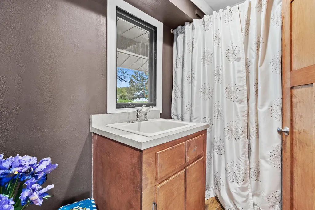 113 Whisperwood Lane Battle Creek City MI 49015