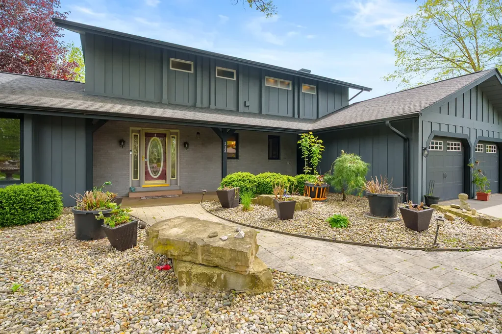 113 Whisperwood Lane Battle Creek City MI 49015