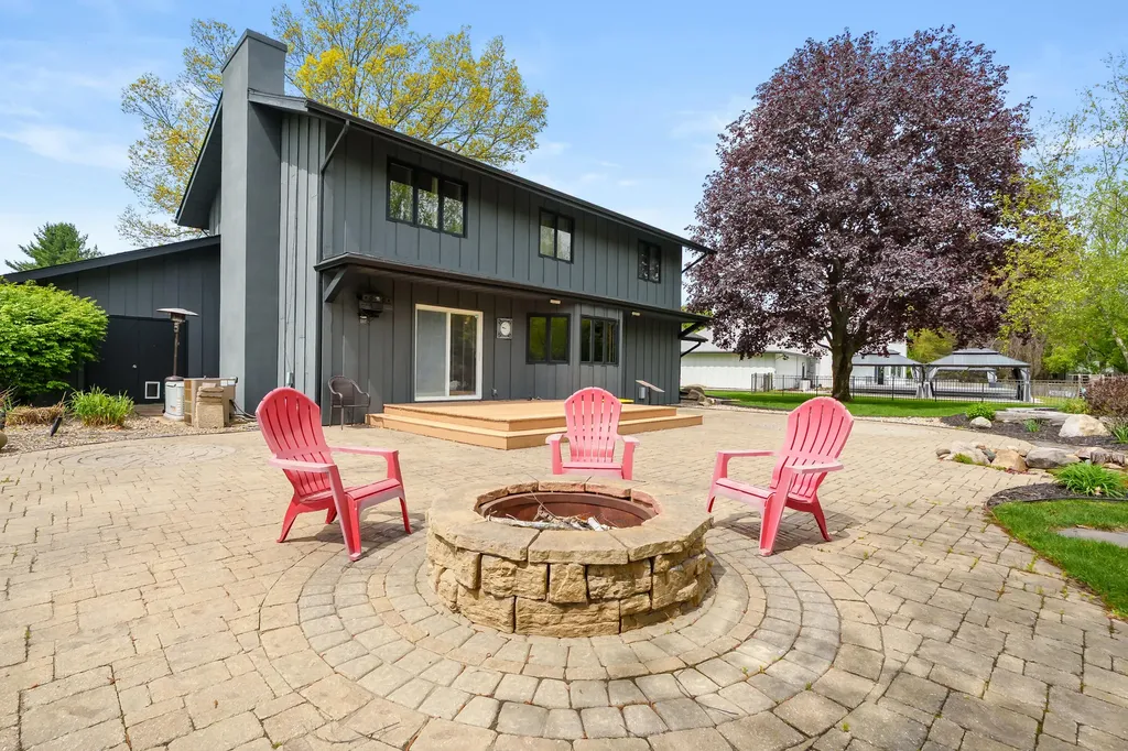 113 Whisperwood Lane Battle Creek City MI 49015