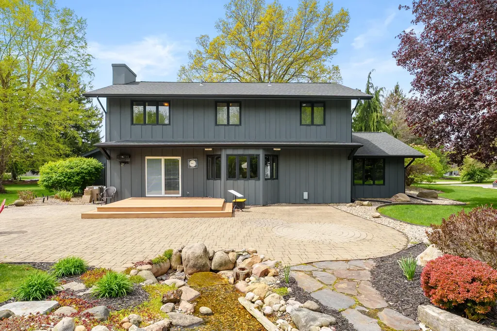 113 Whisperwood Lane Battle Creek City MI 49015