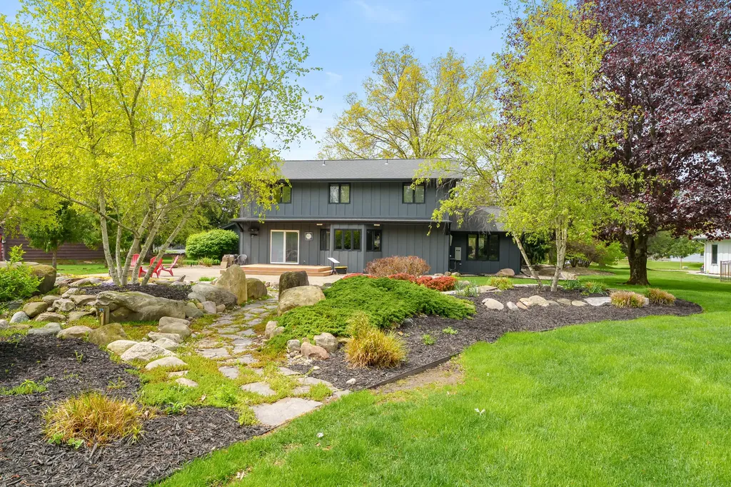 113 Whisperwood Lane Battle Creek City MI 49015