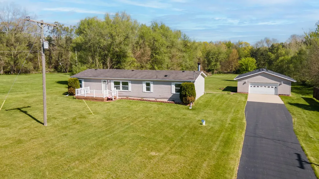 10175 E R Avenue E Pavilion Township MI 49088
