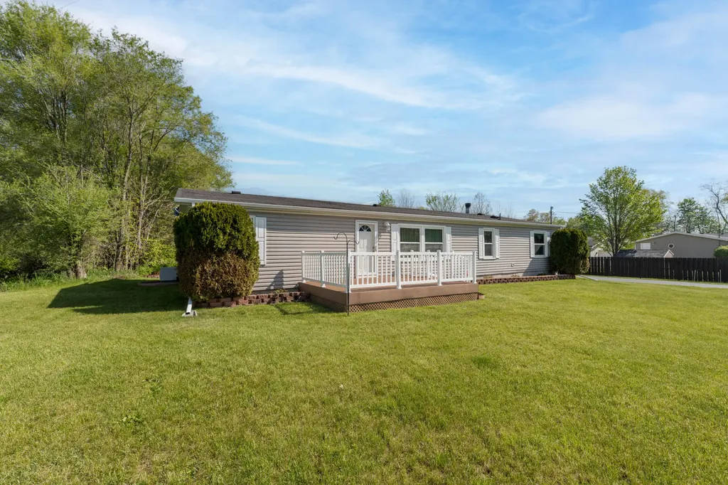10175 E R Avenue E Pavilion Township MI 49088