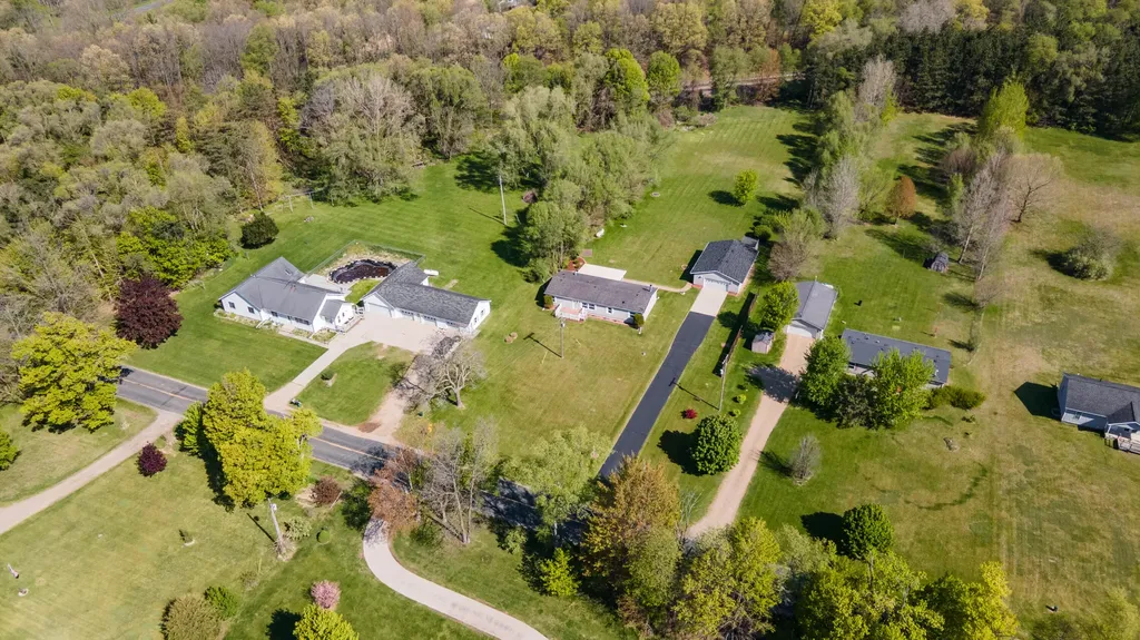10175 E R Avenue E Pavilion Township MI 49088