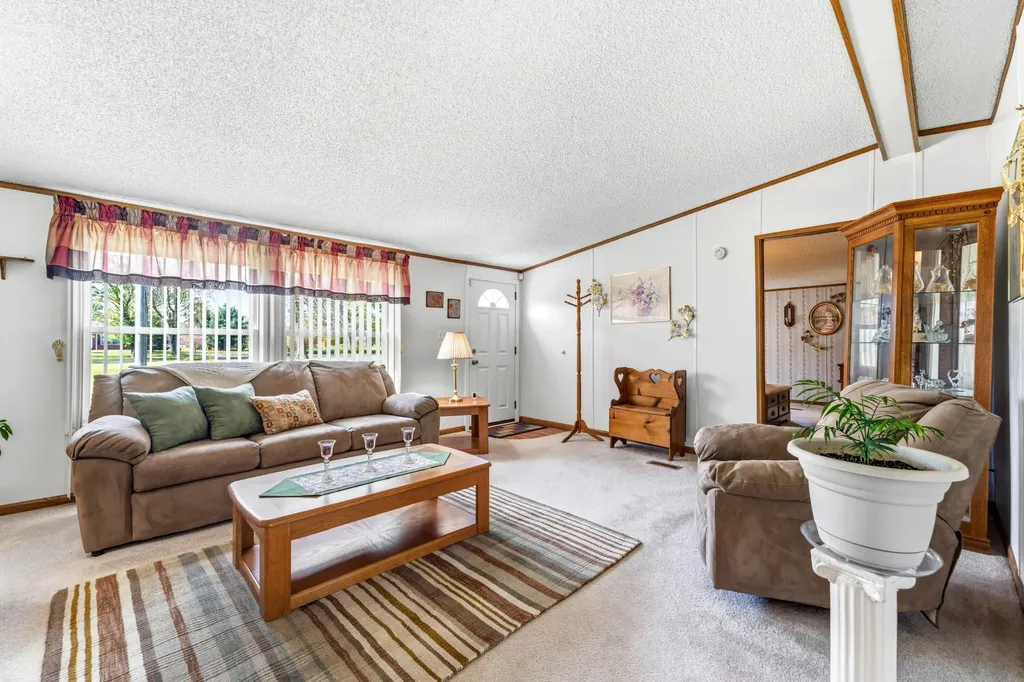 10175 E R Avenue E Pavilion Township MI 49088