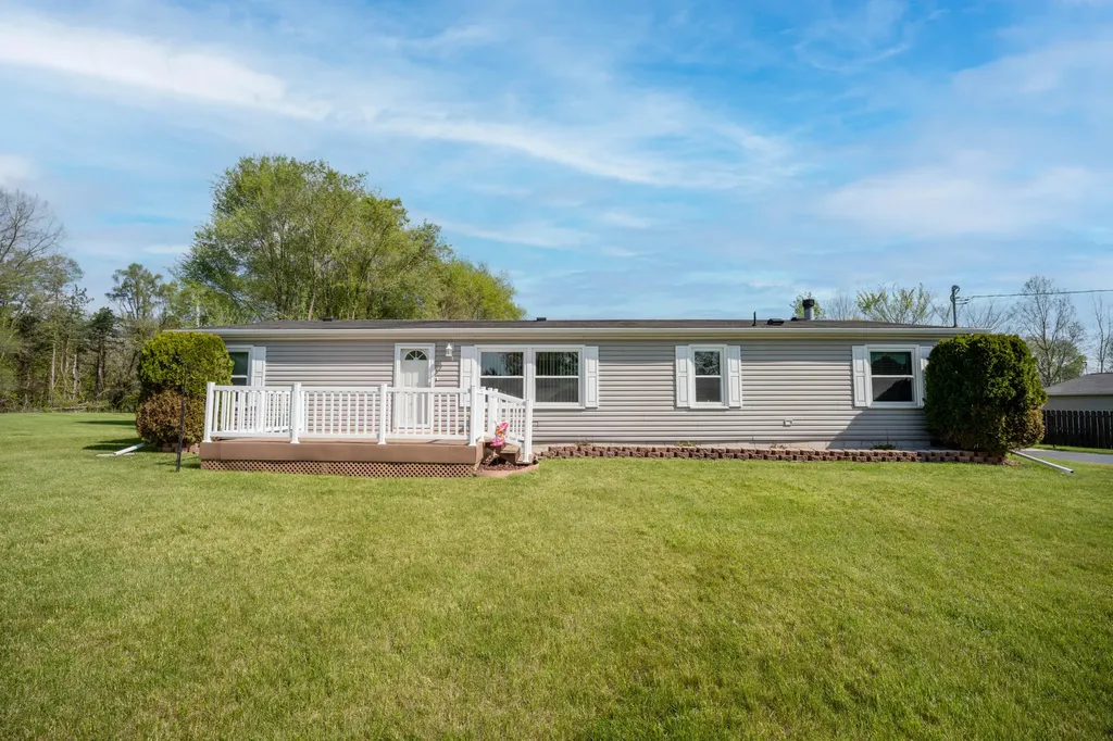 10175 E R Avenue E Pavilion Township MI 49088
