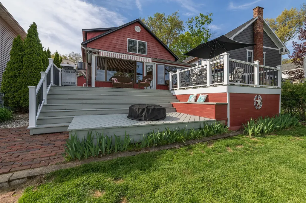 8811 Waruf Avenue Portage City MI 49002