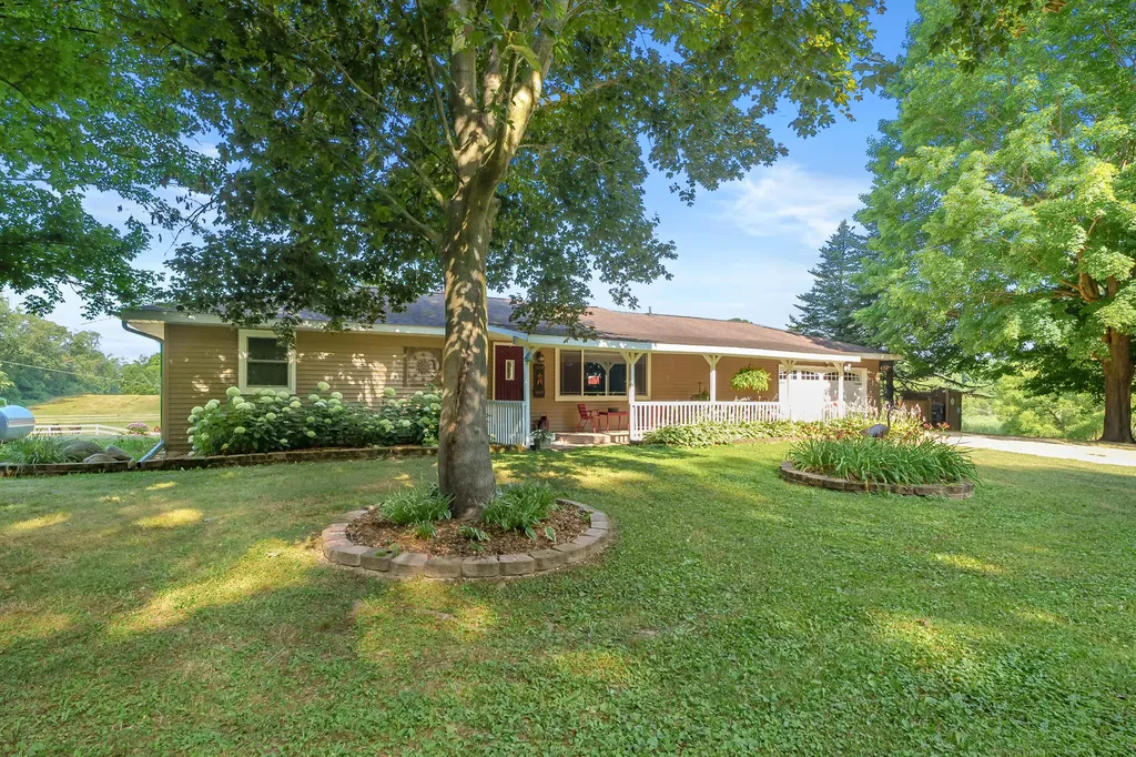 14941 S 1st Street Prairie Ronde Township MI 49087