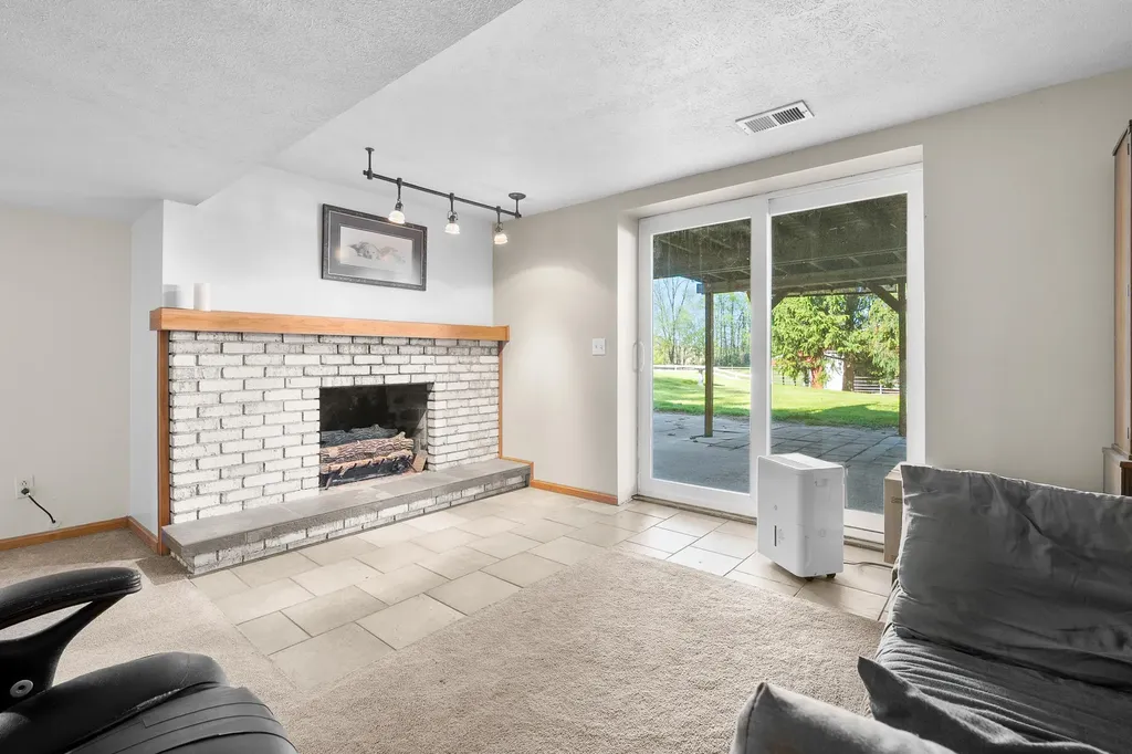 14941 S 1st Street Prairie Ronde Township MI 49087