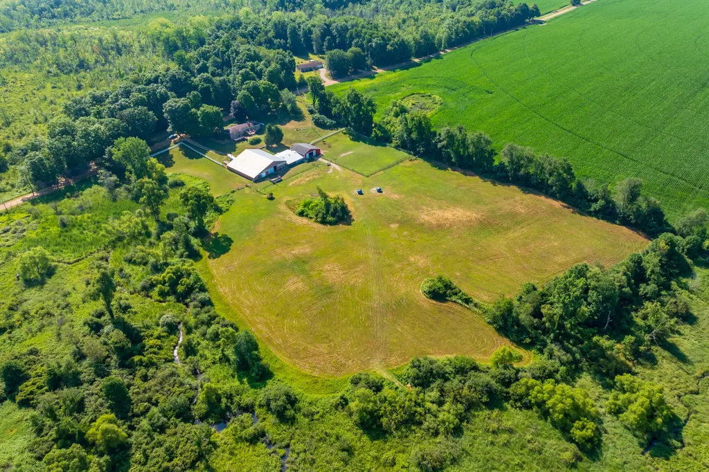 14941 S 1st Street Prairie Ronde Township MI 49087