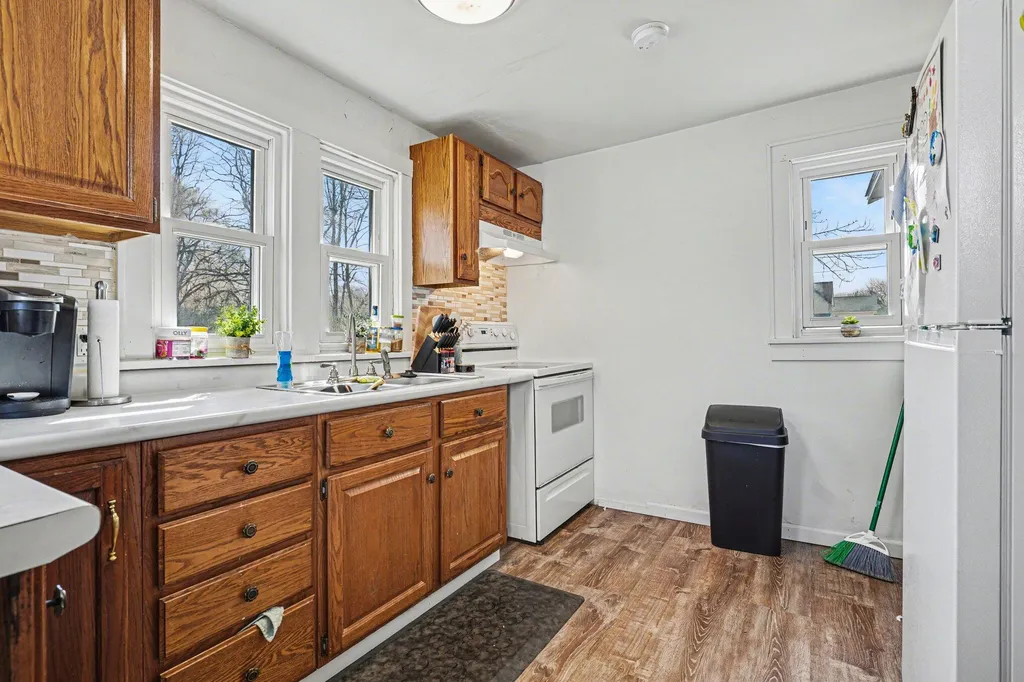 229 Union Street Lawton Village MI 49065