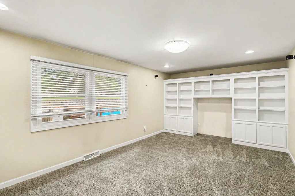 1187 Merry Brook Street Comstock Charter Township MI 49048