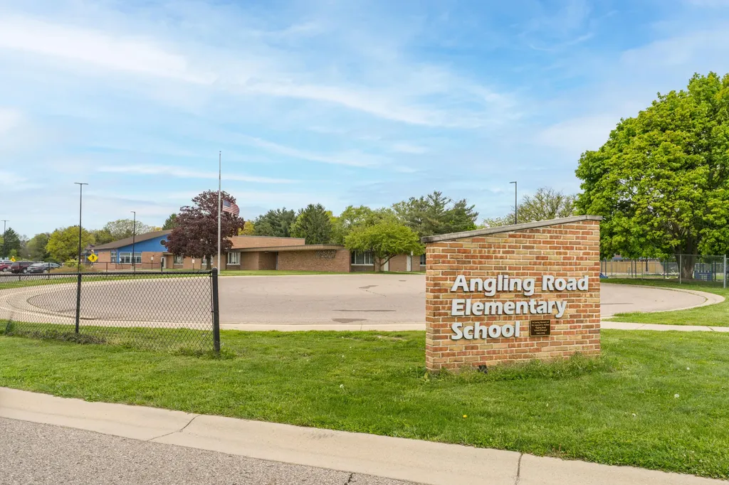 3025 Bryn Mawr Drive Portage City MI 49024