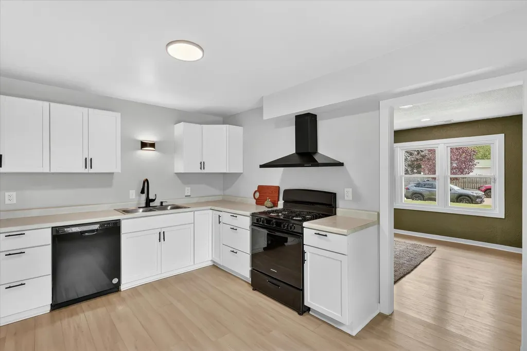 3315 Sunfield Street Kalamazoo City MI 49004