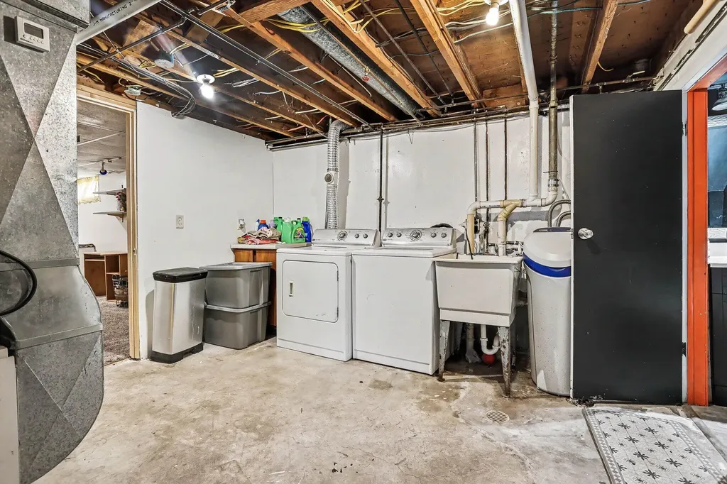 20 Wildrose Lane Battle Creek City MI 49015