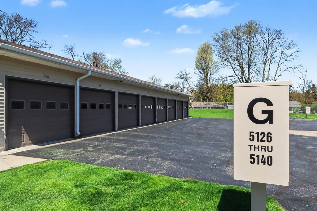 5126 Green Meadow Road Oshtemo Charter Township MI 49009
