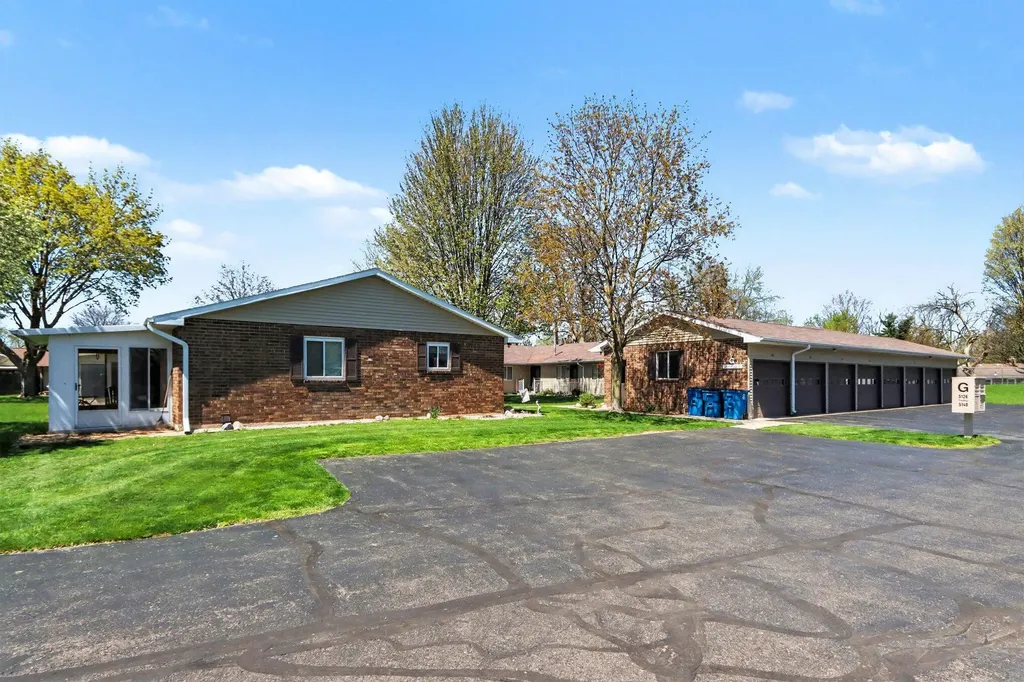 5126 Green Meadow Road Oshtemo Charter Township MI 49009