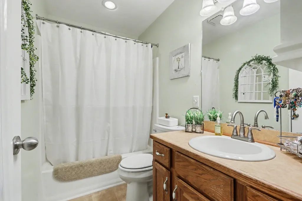 5126 Green Meadow Road Oshtemo Charter Township MI 49009