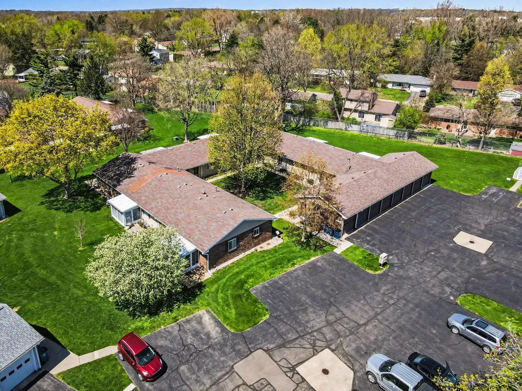 5126 Green Meadow Road Oshtemo Charter Township MI 49009