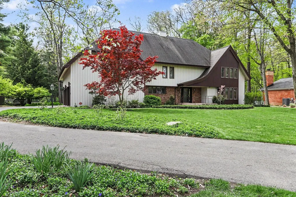 1415 Holiday Lane Portage City MI 49024