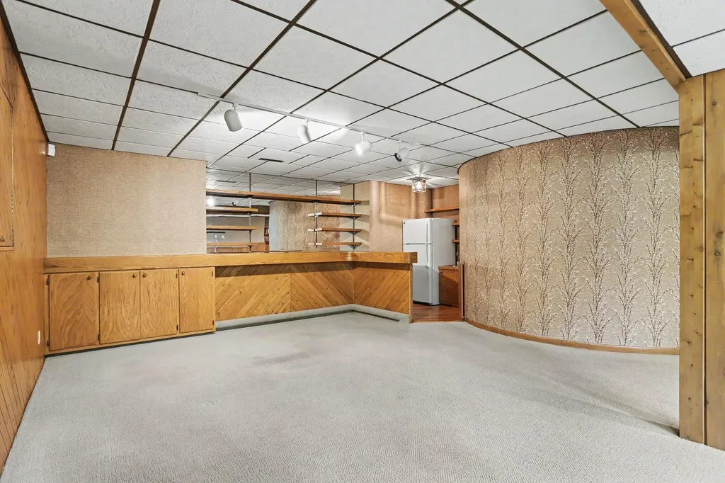 1415 Holiday Lane Portage City MI 49024