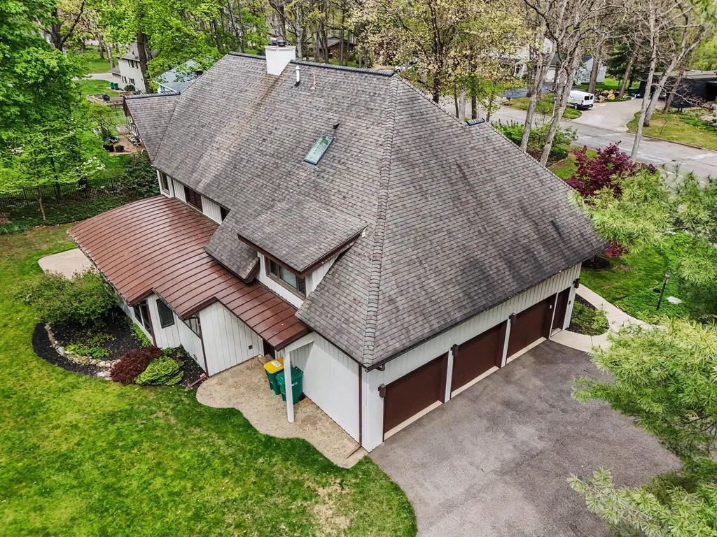 1415 Holiday Lane Portage City MI 49024