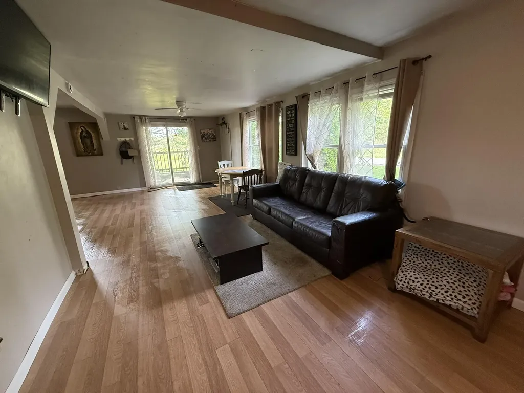 21339 County Road 687 Geneva Township MI 49013