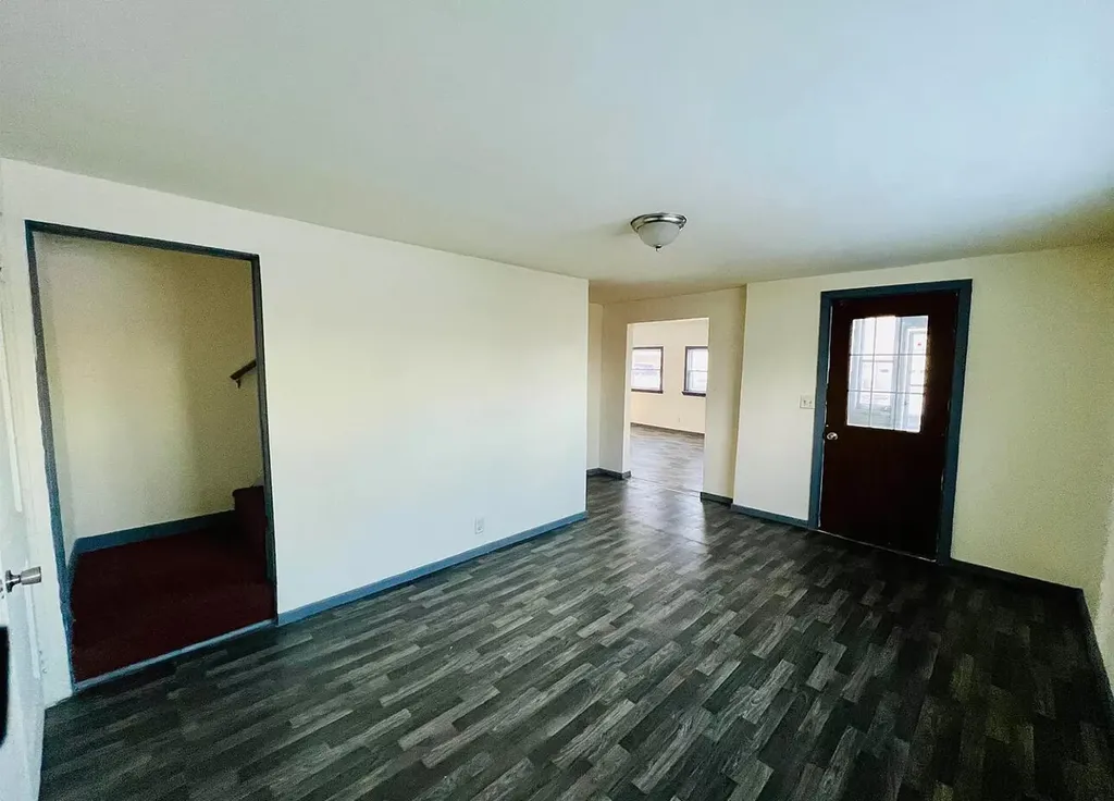 3118 N Water Street Bay City City MI 48708