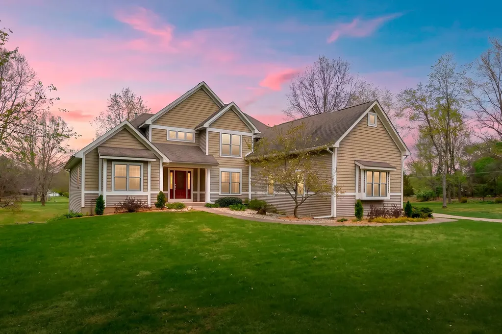 9048 Montezuma Avenue Texas Charter Township MI 49009