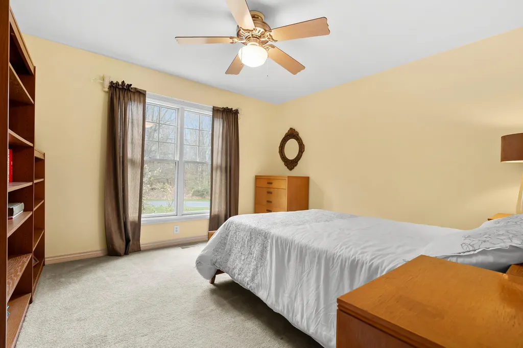 9048 Montezuma Avenue Texas Charter Township MI 49009