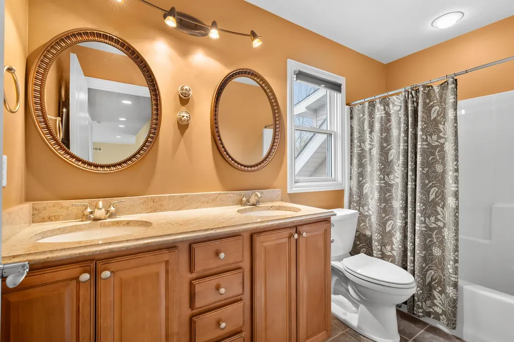 9048 Montezuma Avenue Texas Charter Township MI 49009