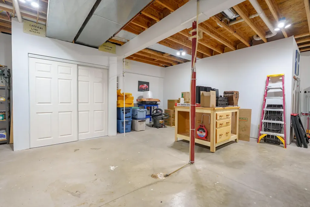 9048 Montezuma Avenue Texas Charter Township MI 49009