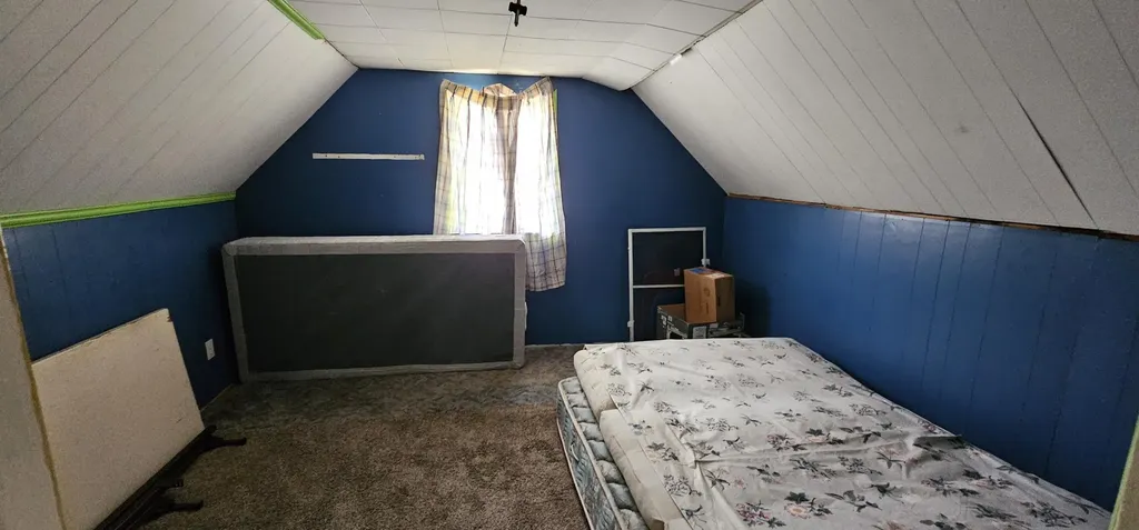 21986 County Road 681 Geneva Township MI 49013