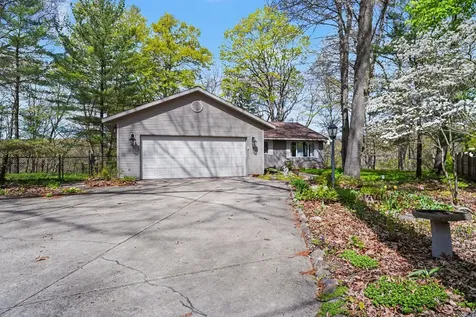 1890 Dillingham Drive Valley Township MI 49010