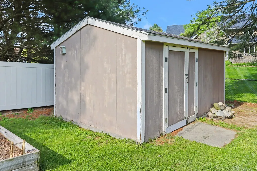 125 Shadowood Lane Emmett Charter Township MI 49014