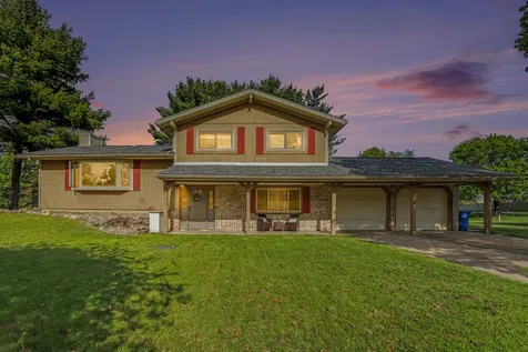 125 Shadowood Lane Emmett Charter Township MI 49014
